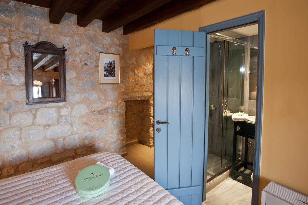 Hotel Mavromichalai Liménion Zimmer foto
