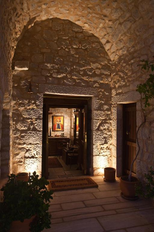 Hotel Mavromichalai Liménion Exterior foto